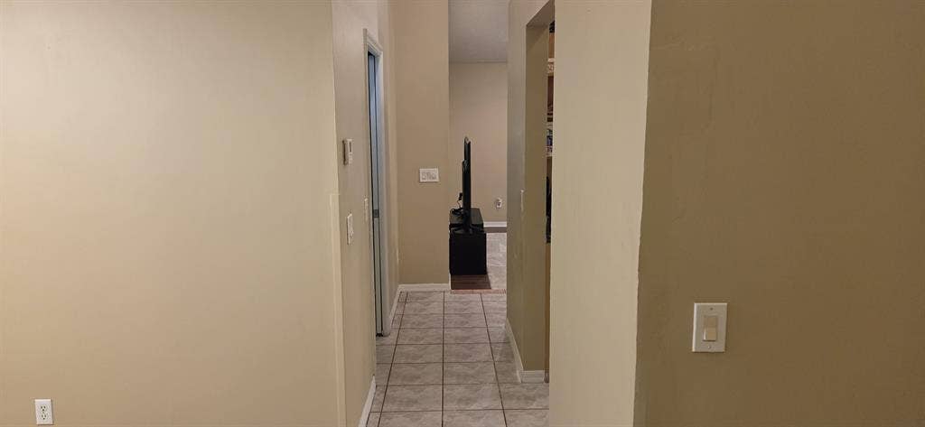 Furnished room including utilities