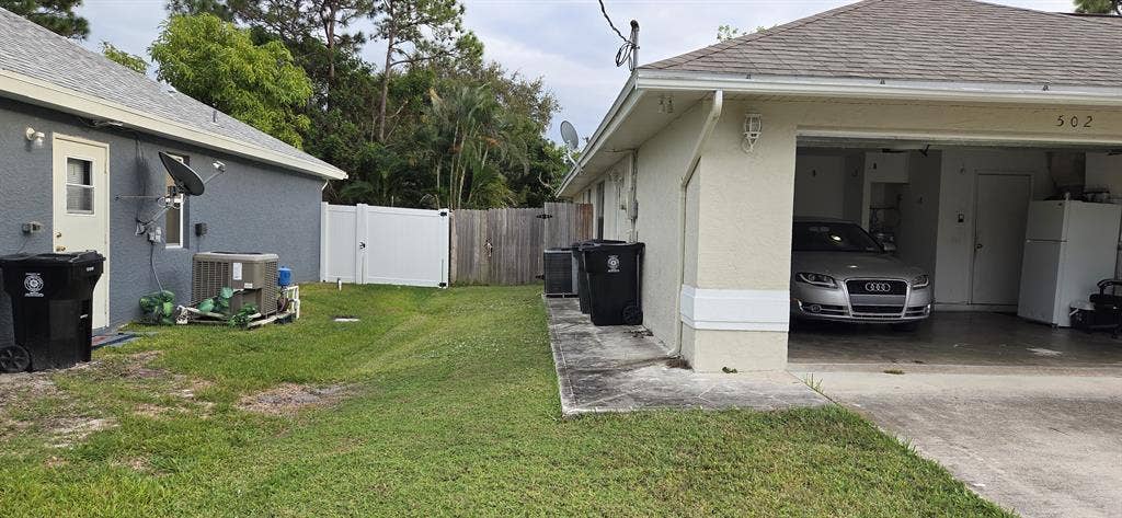 Furnished room including utilities