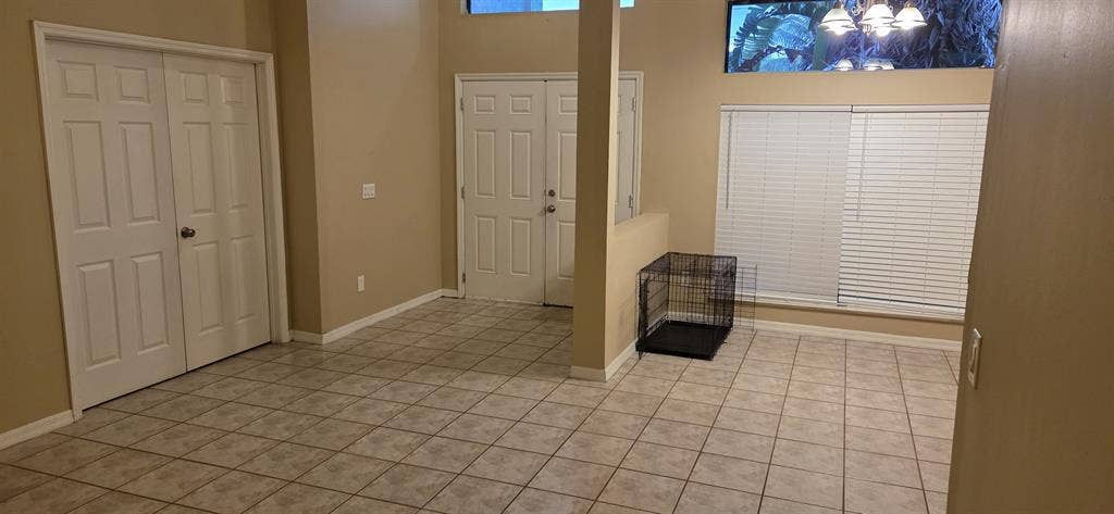 Furnished room including utilities