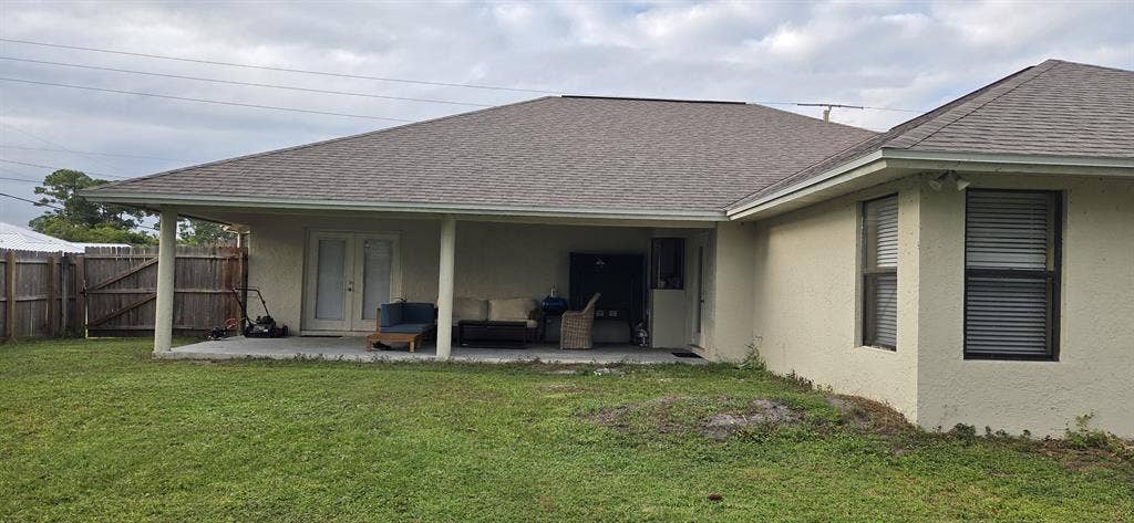 Furnished room including utilities