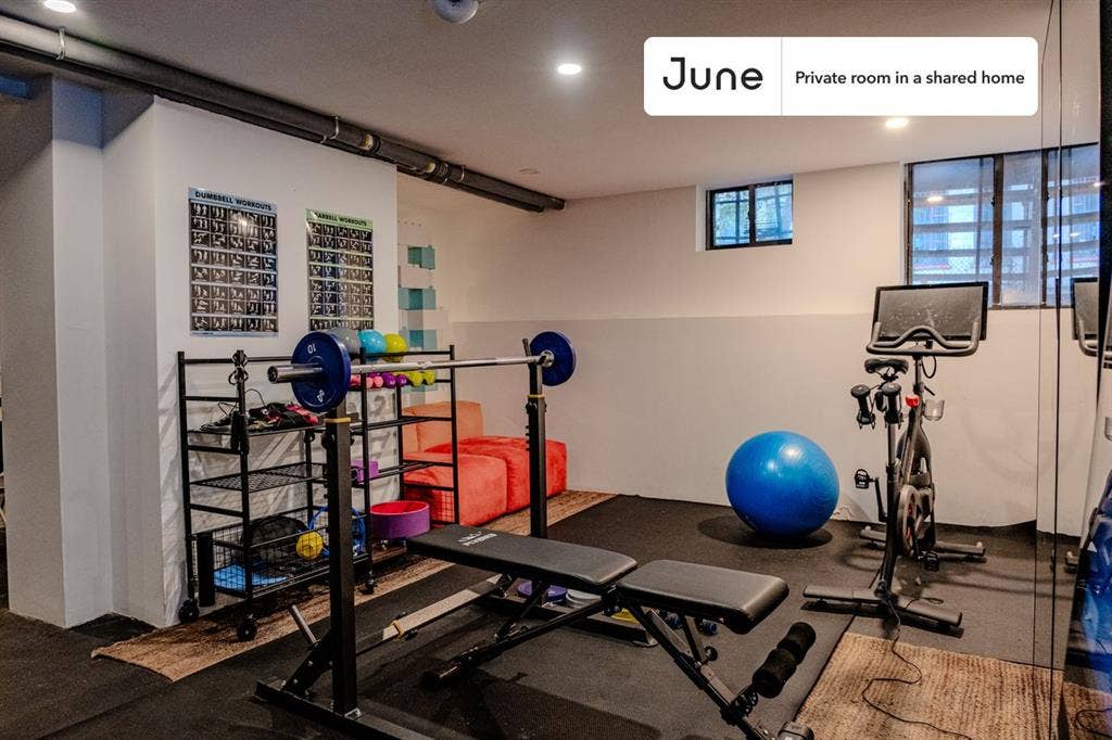 3 BR in New York City