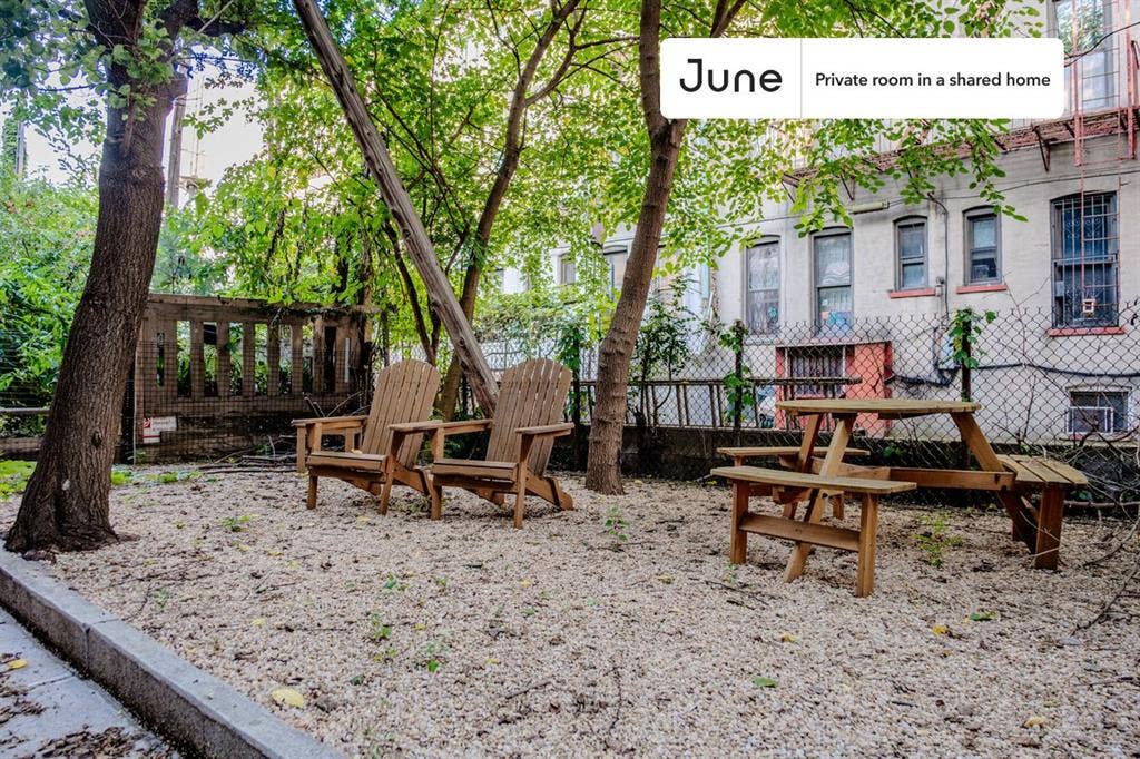 3 BR in New York City