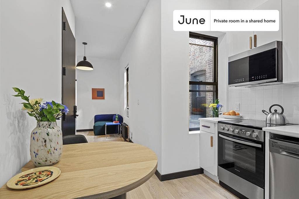 3 BR in New York City