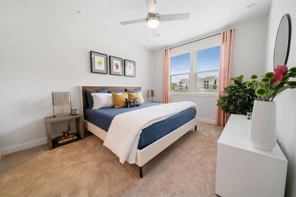 Lease Takeover - east apartment