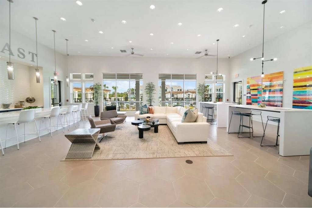 Lease Takeover - east apartment