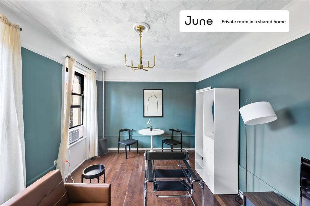 3 BR in New York City