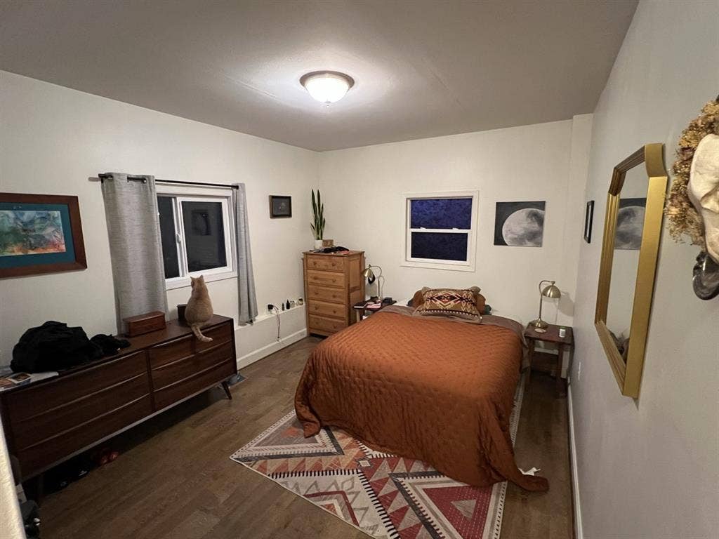Large room in Mt. Scott (SE)