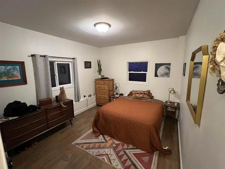 Large room in Mt. Scott (SE)