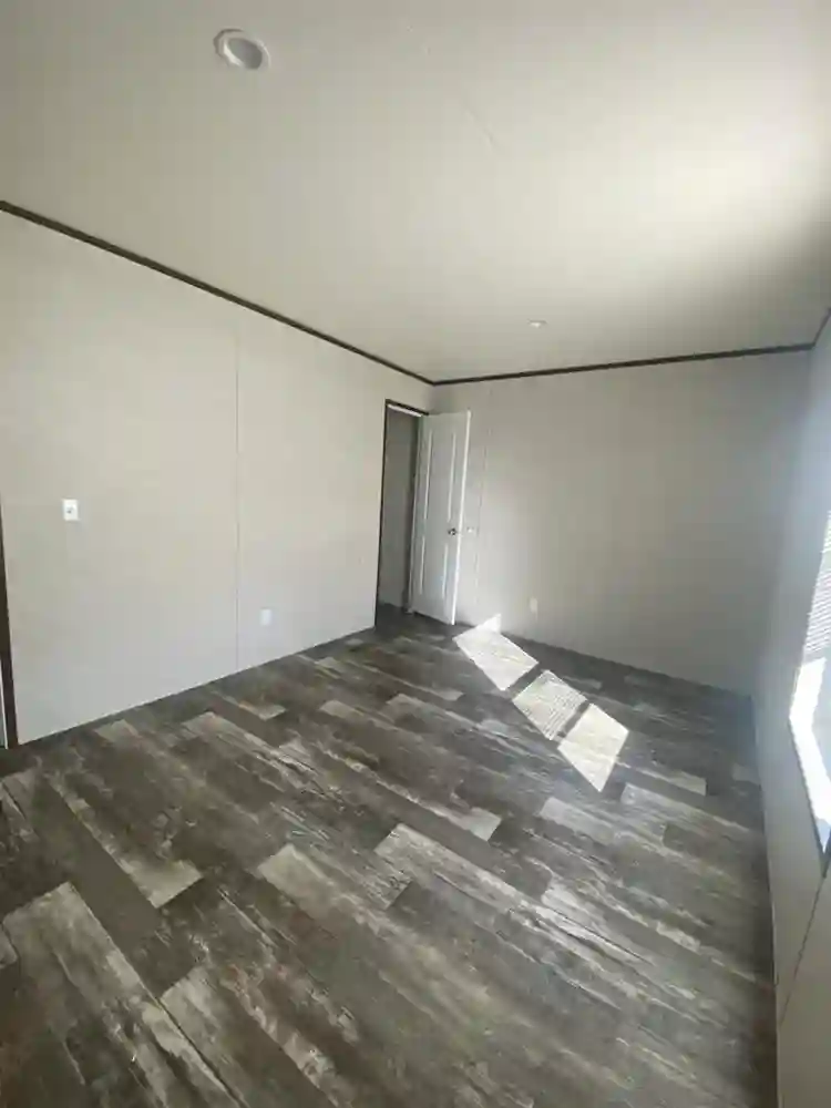 1 Private Room/1 Shared Bath