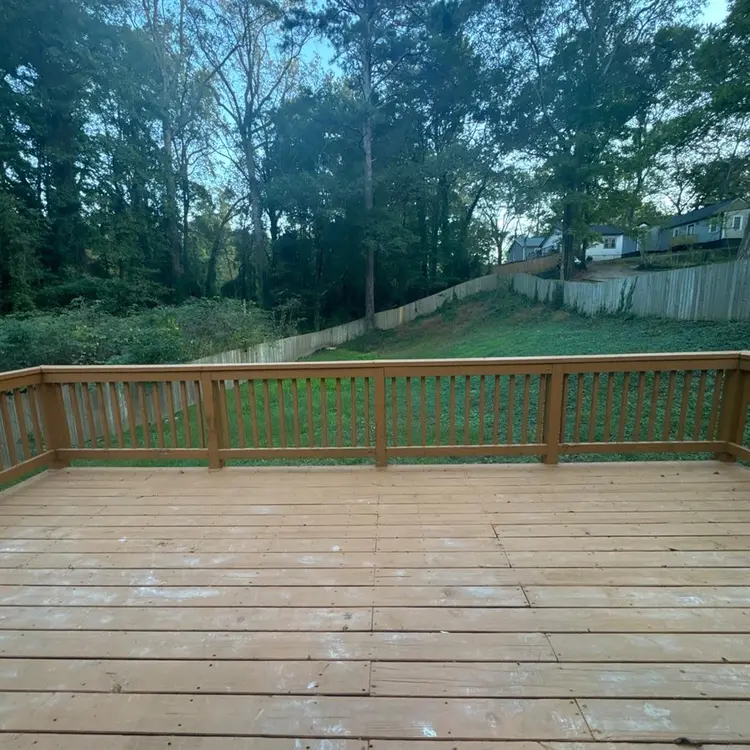 Looking for roomies for a house