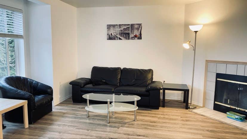 Master Room - Des Moines WA