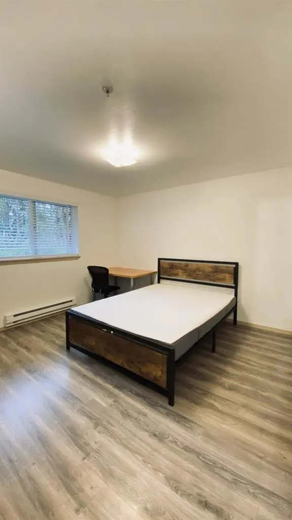 Master Room - Des Moines WA