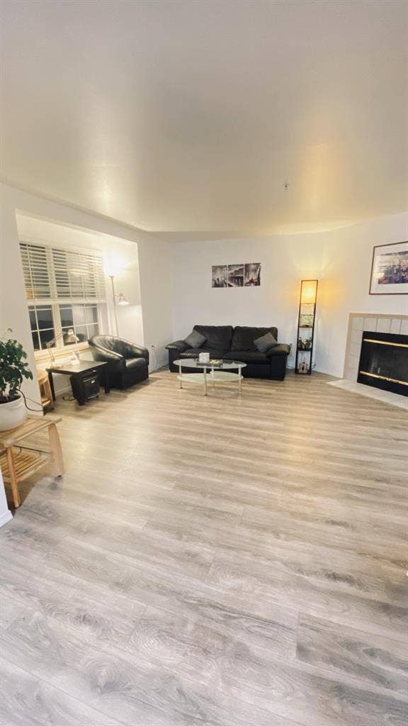 Master Room - Des Moines WA