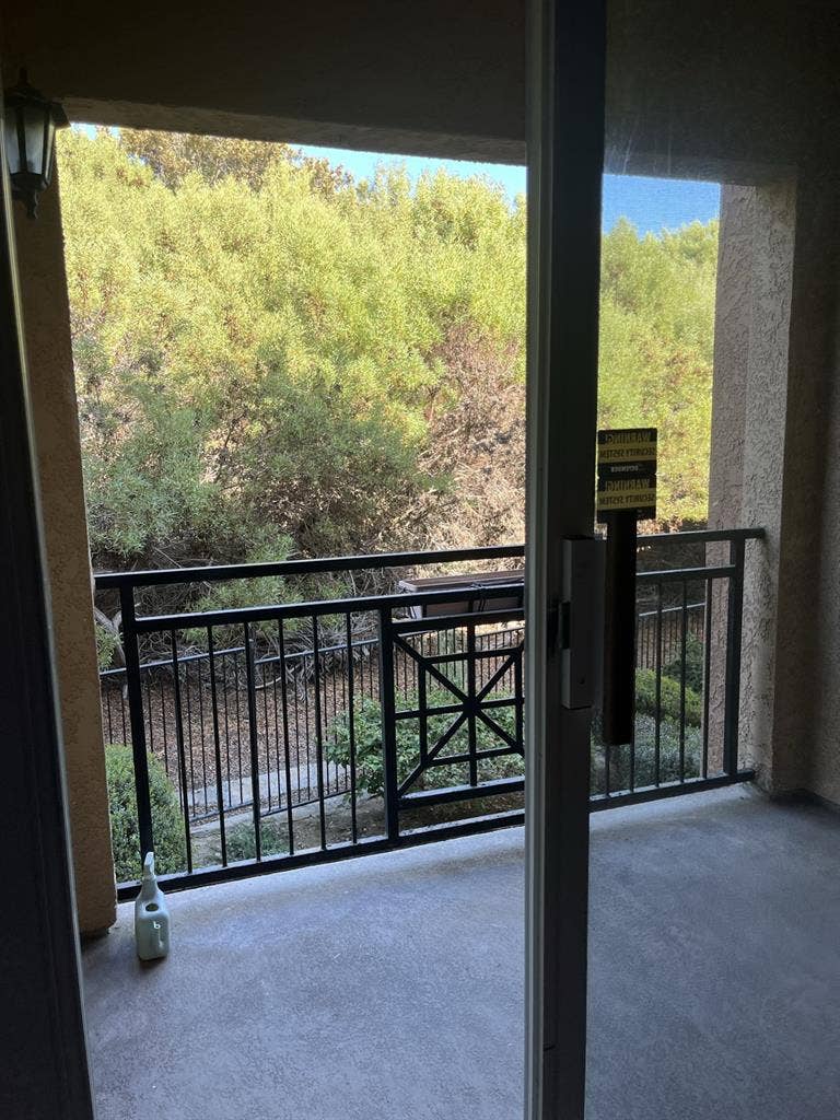 Bedroom and private bathroom