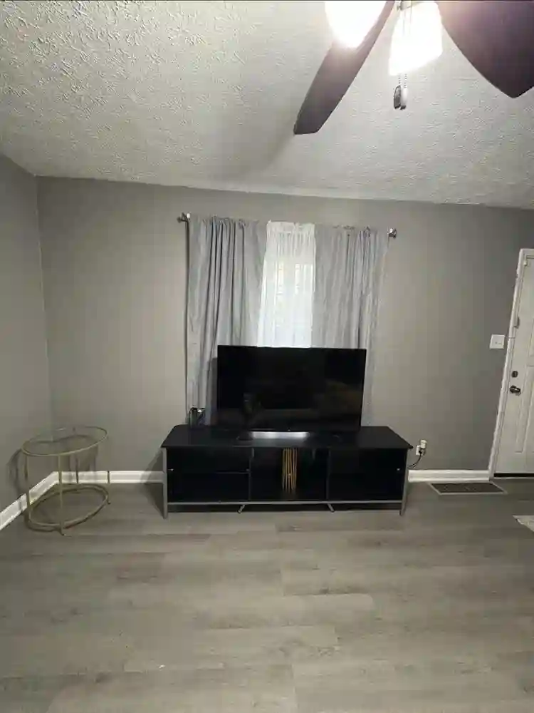 Looking for someone to rent out too