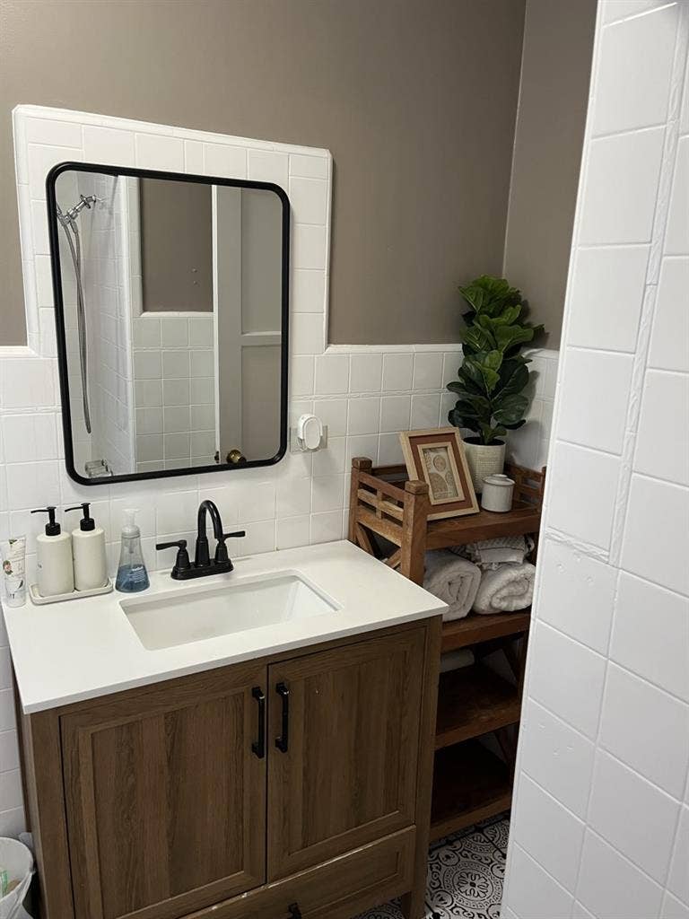 Private room and bathroom for rent