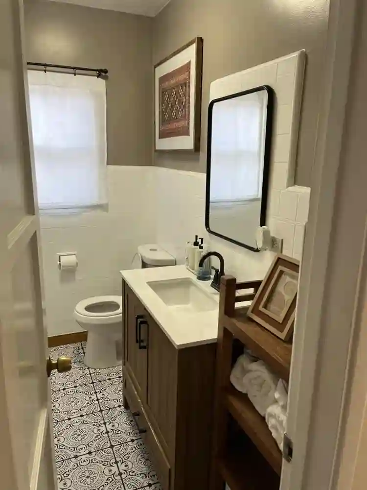 Private room and bathroom for rent