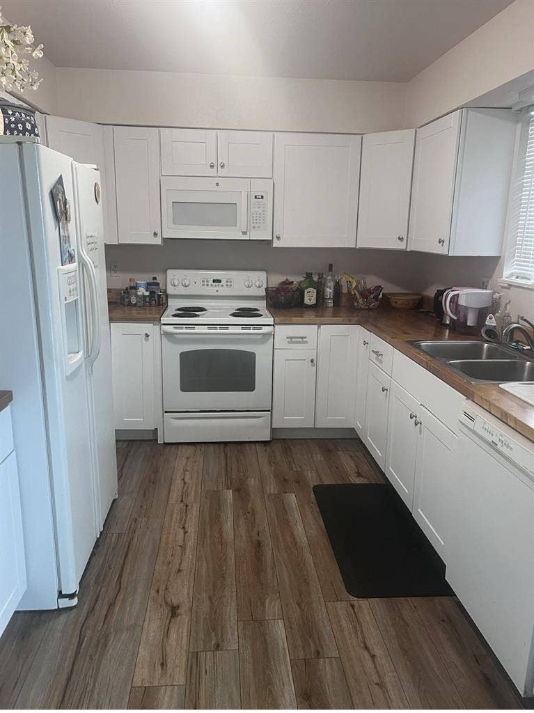 Castle Rock Private Bed and Bath!