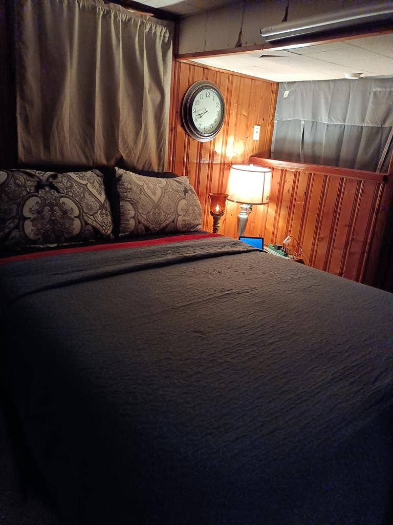 3 rooms and  bathroom in Floriss