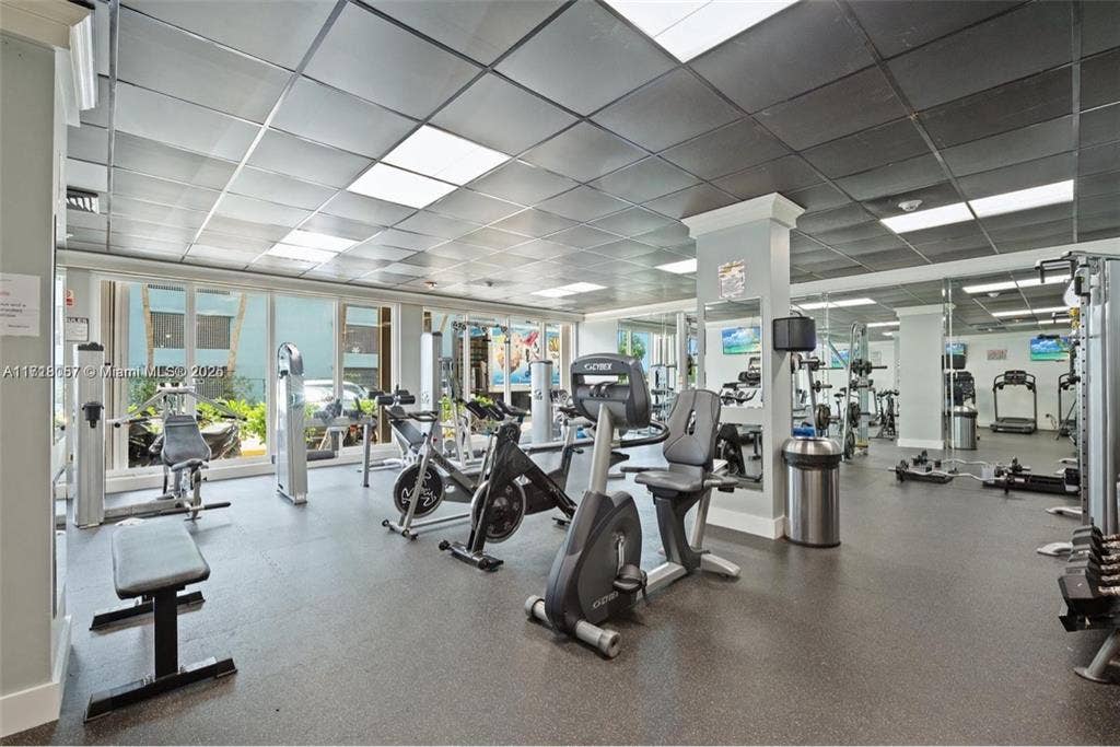 Miami Beach Room
 $ -