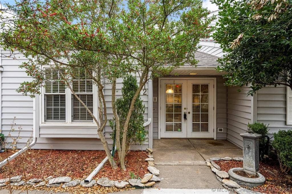 Beautiful condo available!