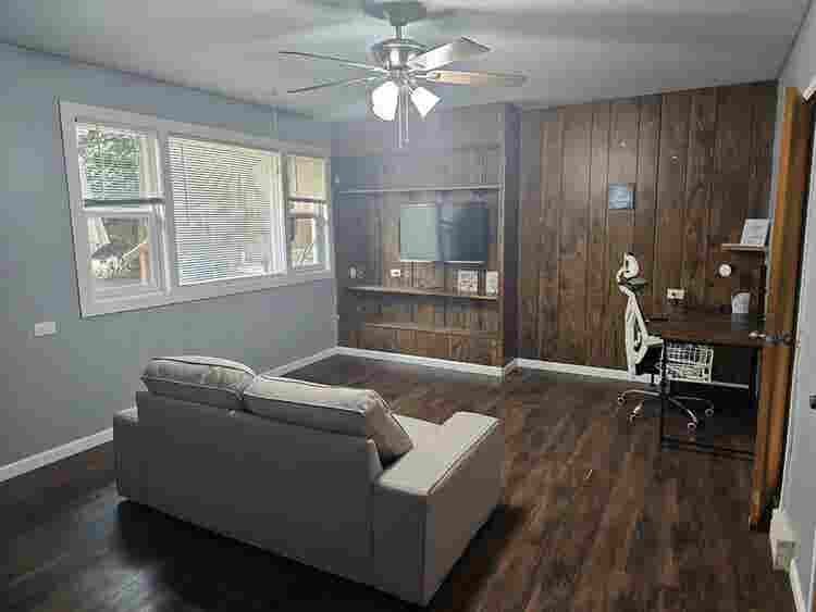 Private - Large Room/Full Bath