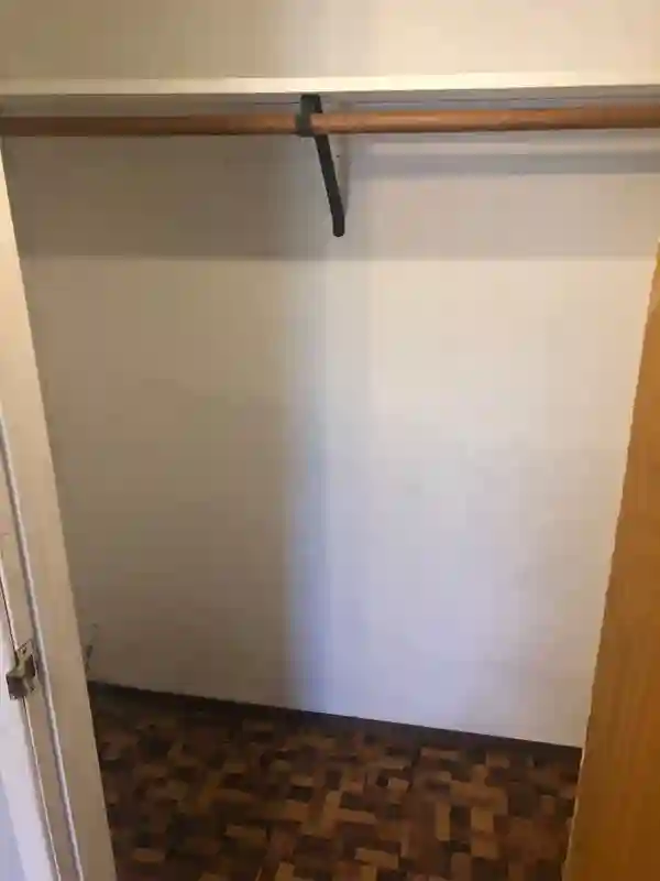 Private - Large Room/Full Bath