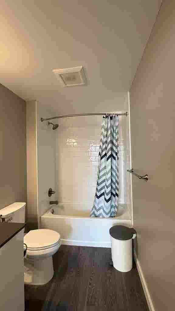 MASTER BEDROOM IN U DISTRICT