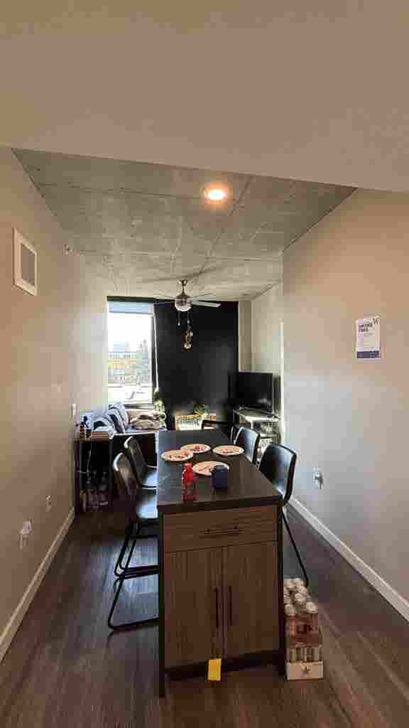 MASTER BEDROOM IN U DISTRICT