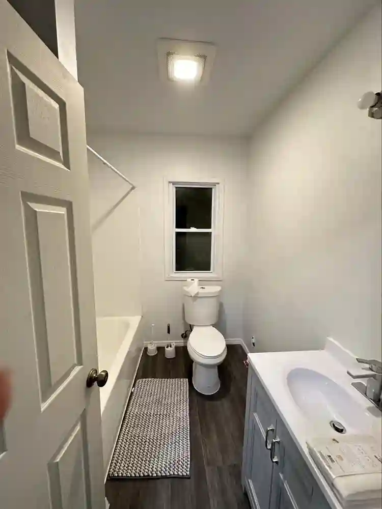 ASL-Friendly Rooms Near RIT