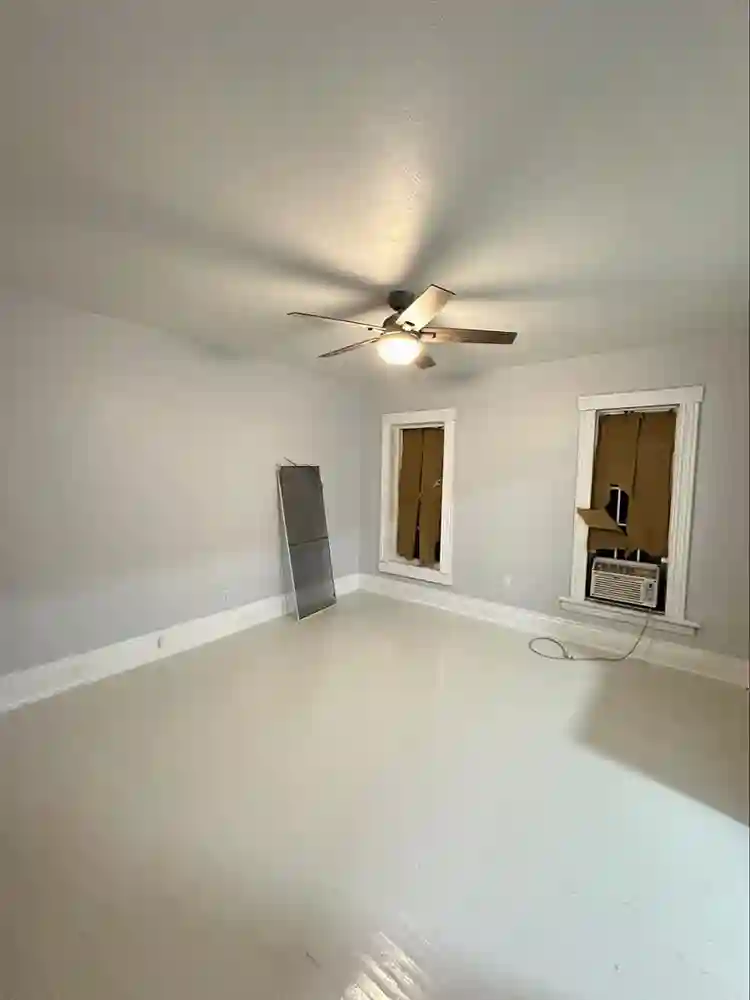 ASL-Friendly Rooms Near RIT