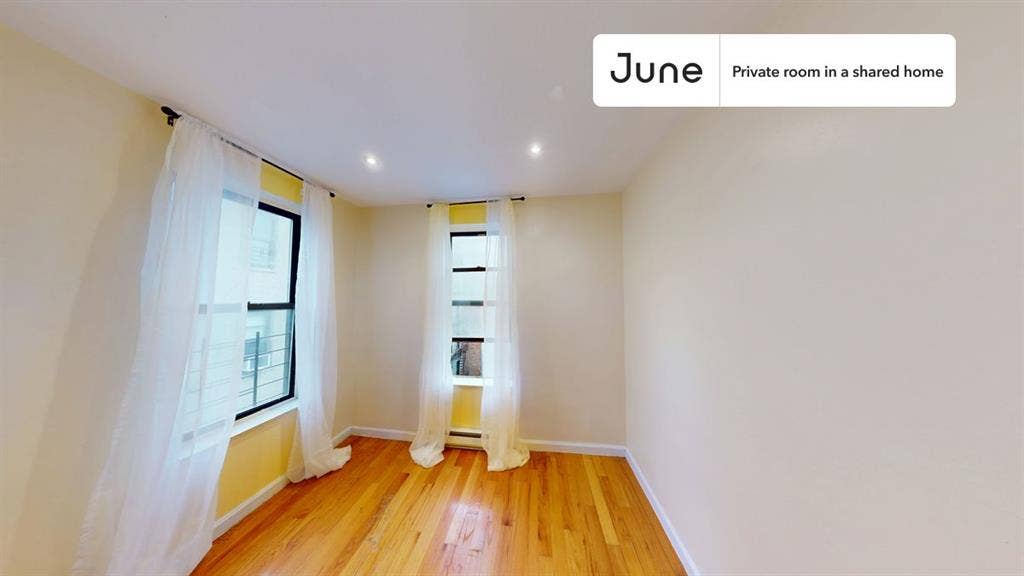 4 BR in New York City
