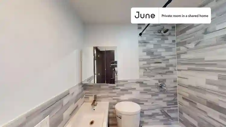 4 BR in New York City