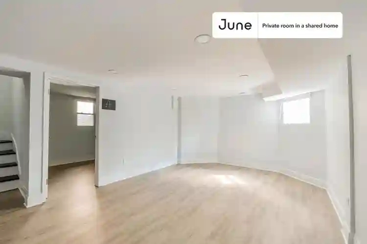 4 BR in Chicago