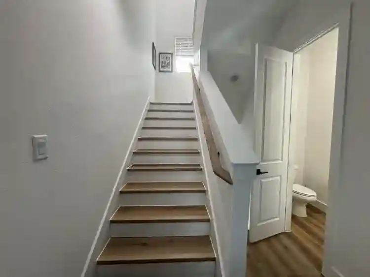 Private Room Near Downtown/ U of H