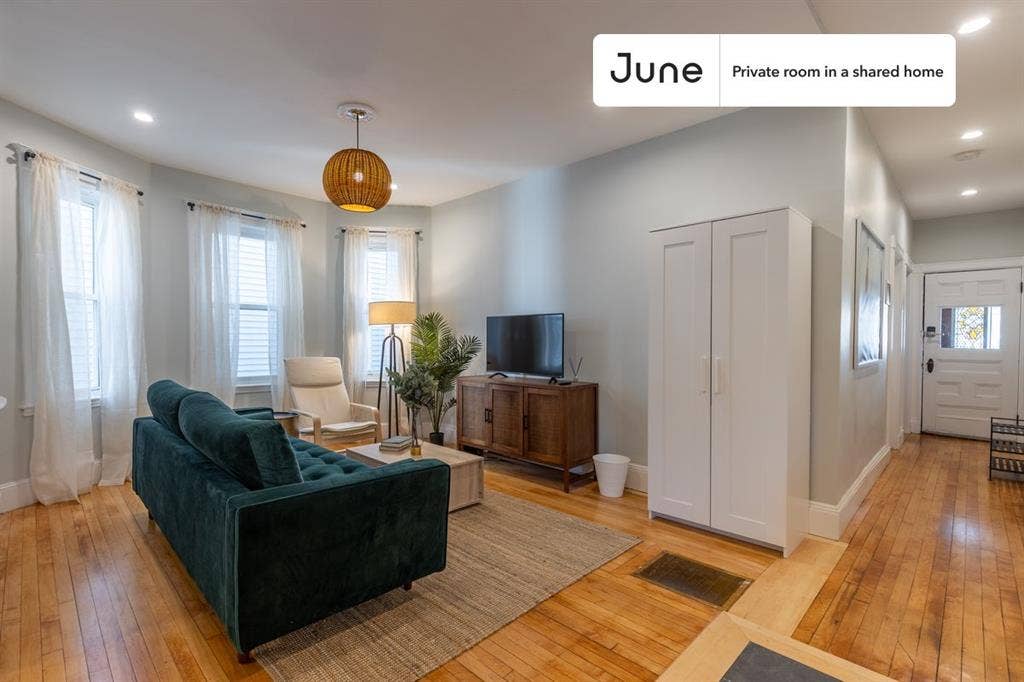 4 BR in Boston