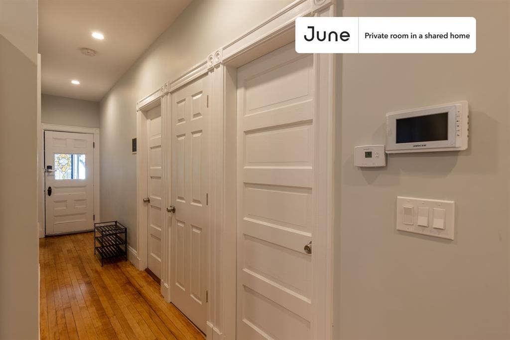 4 BR in Boston