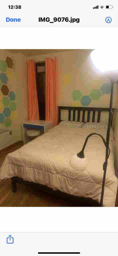 Cozy room close to everything!