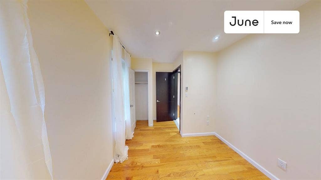 4 BR in New York City