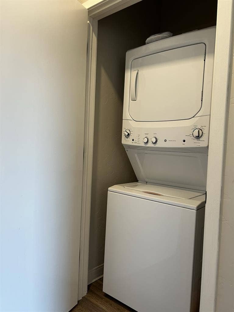 Lease Takeover for Studio