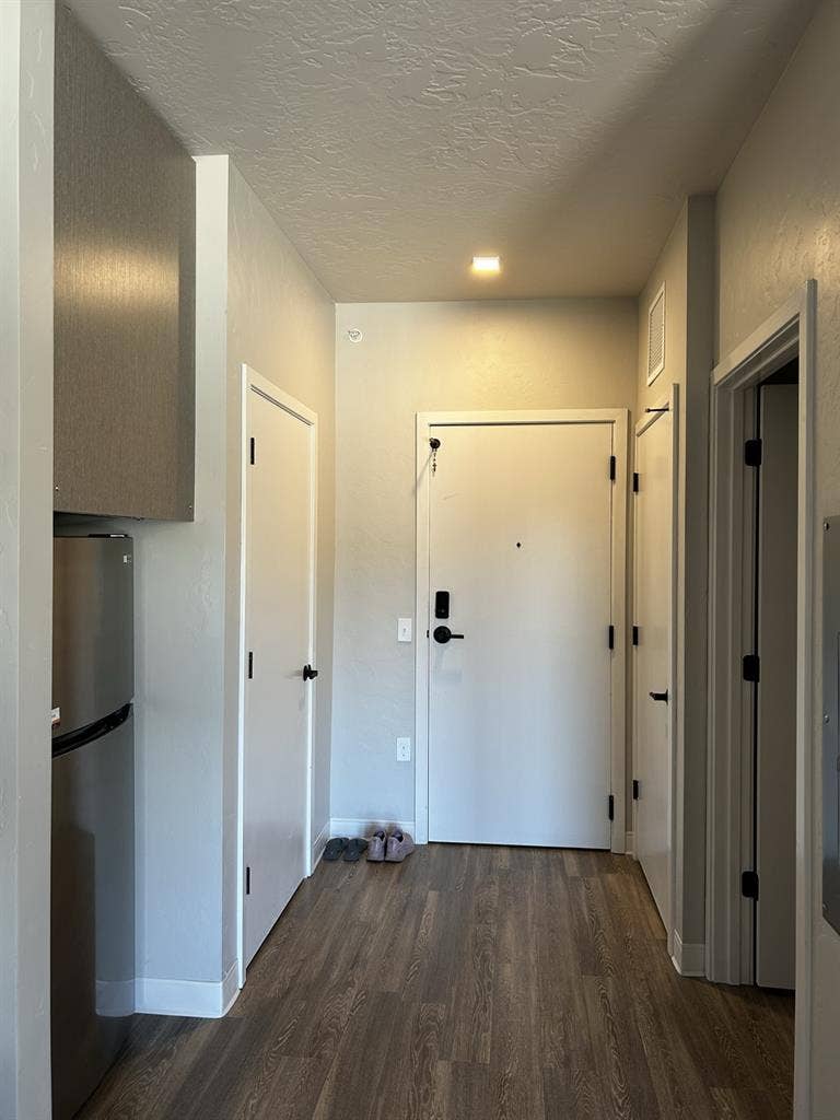 Lease Takeover for Studio