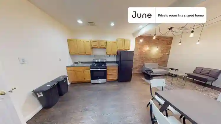 4 BR in New York City