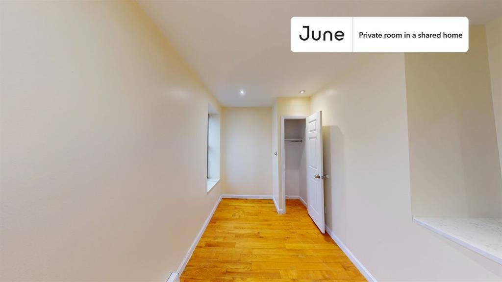 4 BR in New York City