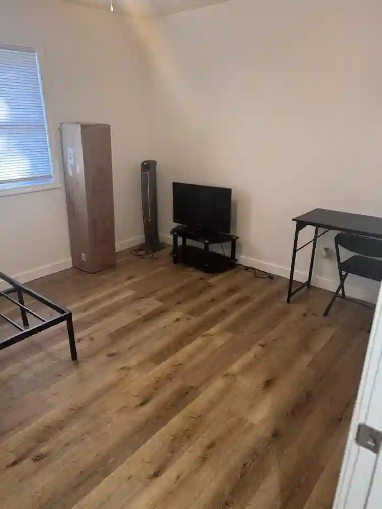 Private room for rent