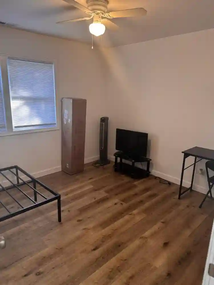 Private room for rent