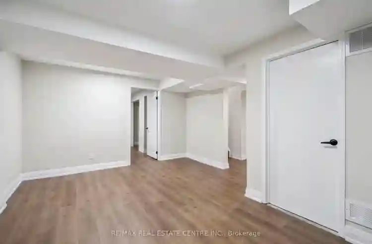 Newly Renovated 1-Bedroom Basement