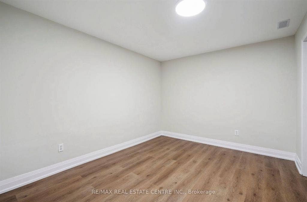 Newly Renovated 1-Bedroom Basement