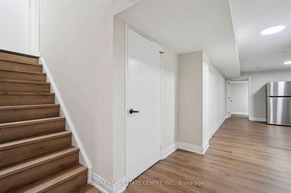 Newly Renovated 1-Bedroom Basement