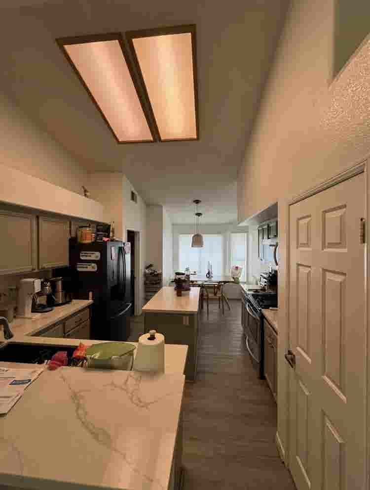 Looking for a female roommate!