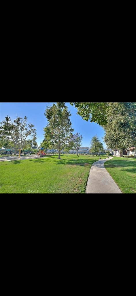 NICE PLACE LOOKING 4 GREAT TENANT !